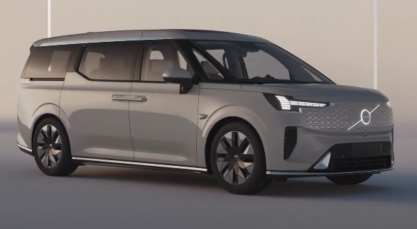 Минивэн Volvo EM90